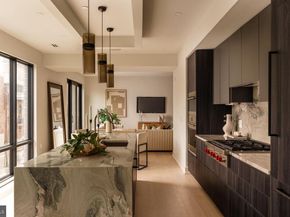 160 N 2nd Street 3R, Philadelphia PA 19106