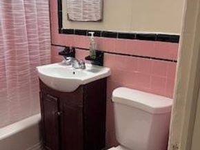 5269 Burton Street, Philadelphia PA 19124