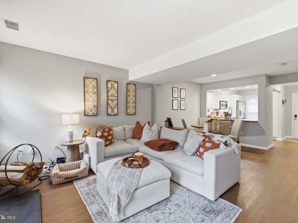 2568 S Arlington Mill Drive B, Arlington VA 22206