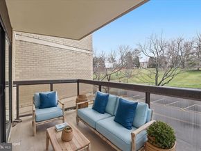 205 Yoakum Parkway 216, Alexandria VA 22304