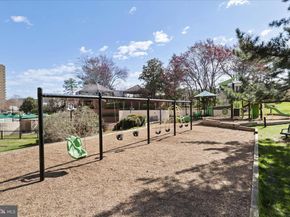 205 Yoakum Parkway 216, Alexandria VA 22304