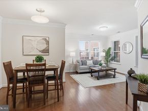 2101 N Monroe Street 111, Arlington VA 22207