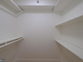 1016 S Wayne Street S 604, Arlington VA 22204