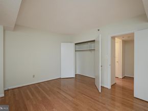1016 S Wayne Street S 604, Arlington VA 22204