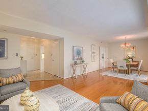 1016 S Wayne Street S 604, Arlington VA 22204