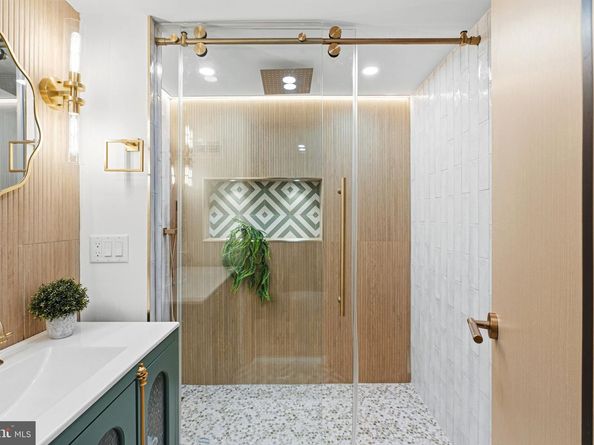 1410 S Bouvier Street, Philadelphia PA 19146