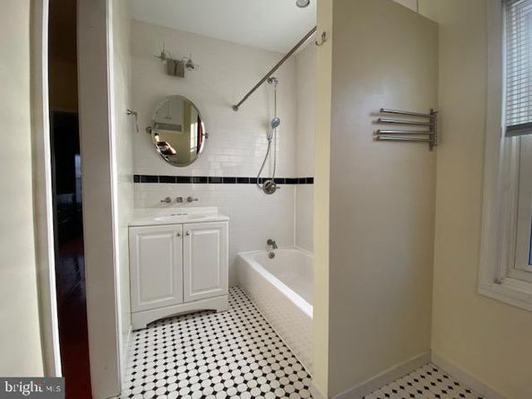 140 Walnut Avenue, Ardmore PA 19003