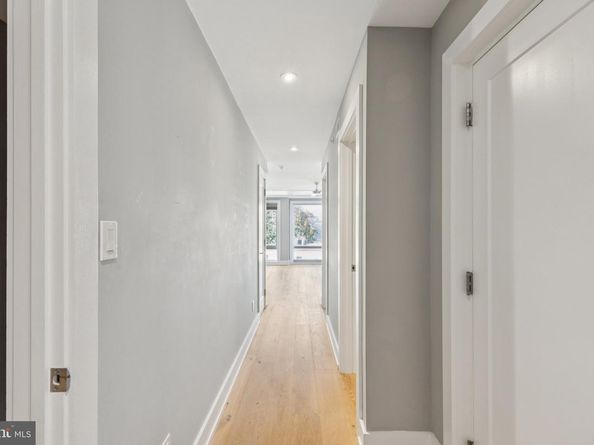 719 S 20TH Street, Philadelphia PA 19146