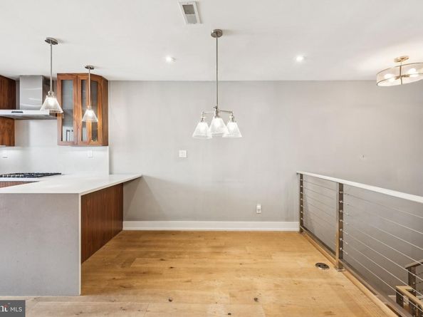 719 S 20TH Street, Philadelphia PA 19146