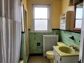 162 W Albemarle Avenue, Lansdowne PA 19050