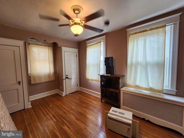 162 W Albemarle Avenue, Lansdowne PA 19050