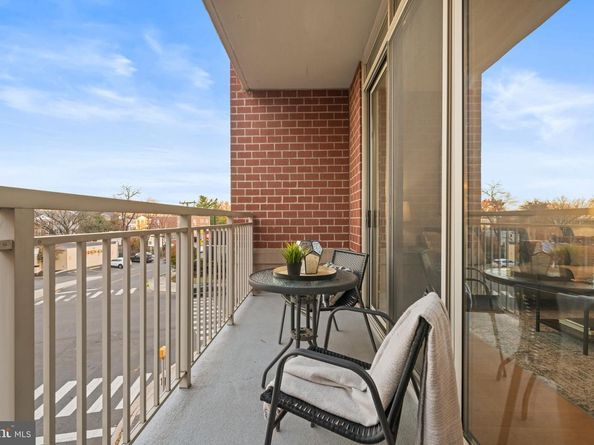 820 N Pollard Street 307, Arlington VA 22203