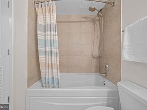 820 N Pollard Street 307, Arlington VA 22203