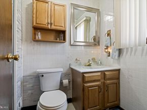 945 Manatawna Avenue, Philadelphia PA 19128