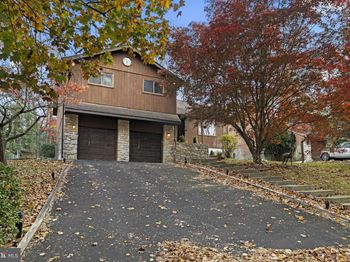 945 Manatawna Avenue