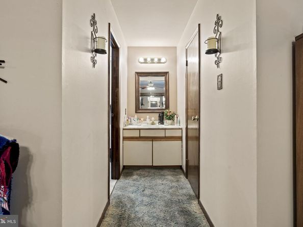 945 Manatawna Avenue, Philadelphia PA 19128