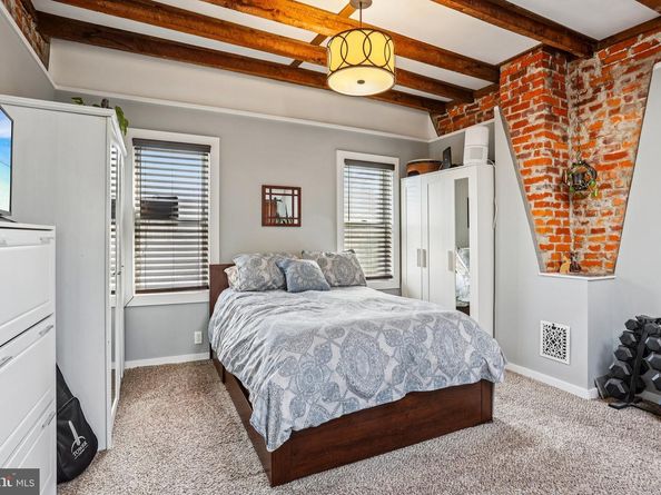 7246 Hegerman Street, Philadelphia PA 19135