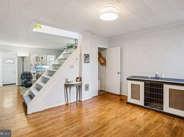 7246 Hegerman Street, Philadelphia PA 19135