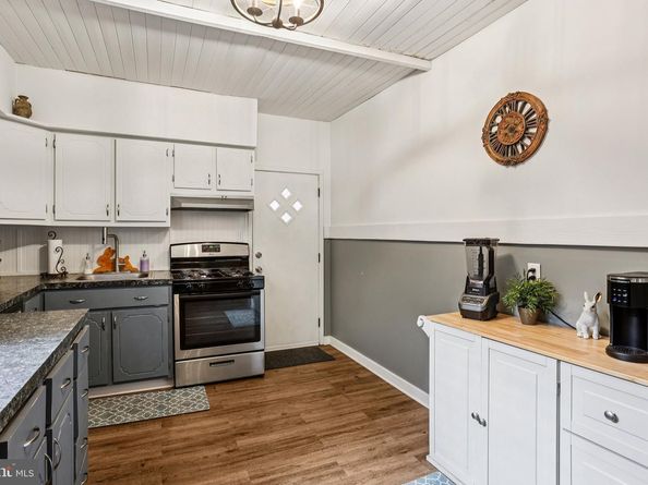 7246 Hegerman Street, Philadelphia PA 19135