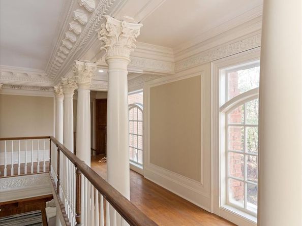 8537 Old Dominion Drive, Mclean VA 22102