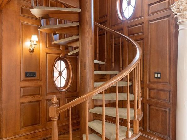 8537 Old Dominion Drive, Mclean VA 22102