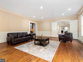 8537 Old Dominion Drive, Mclean VA 22102