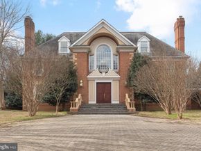 8537 Old Dominion Drive, Mclean VA 22102