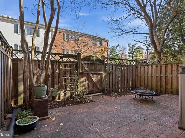 5428 Wycklow Court, Alexandria VA 22304