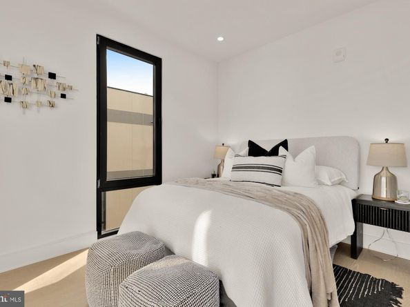 1810 Central Place NE 2, Washington DC 20002