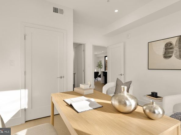 1810 Central Place NE 2, Washington DC 20002