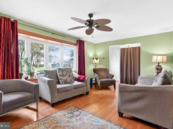 26 Austin Road, Yardley PA 19067