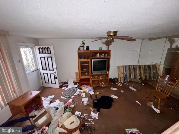 1117 Tremont Drive, Glenolden PA 19036