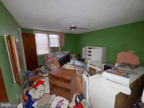 1117 Tremont Drive, Glenolden PA 19036