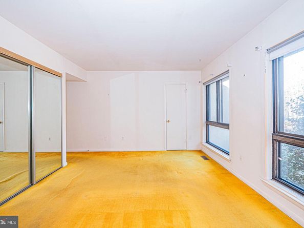 11879 Barrel Cooper Court, Reston VA 20191