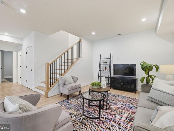 3218 Blundell Road, Falls Church VA 22042