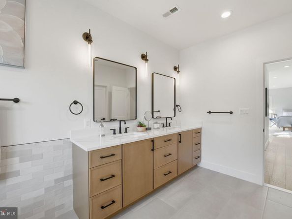 3218 Blundell Road, Falls Church VA 22042