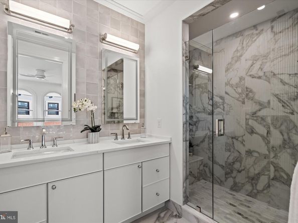 1328 Cameron St, Alexandria VA 22314