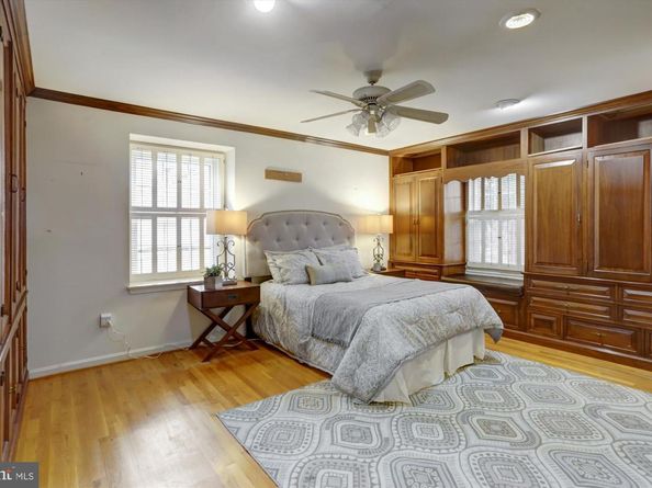 11508 Hornfair Court, Rockville MD 20854