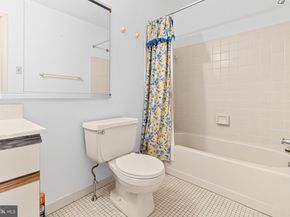 8708 Prospect Avenue B4, Philadelphia PA 19118