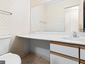 8708 Prospect Avenue B4, Philadelphia PA 19118