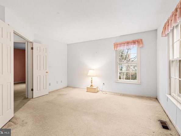 8708 Prospect Avenue B4, Philadelphia PA 19118