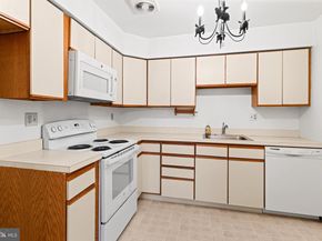 8708 Prospect Avenue B4, Philadelphia PA 19118