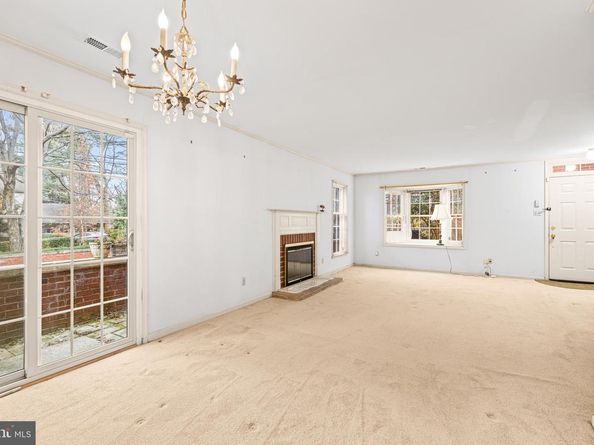 8708 Prospect Avenue B4, Philadelphia PA 19118