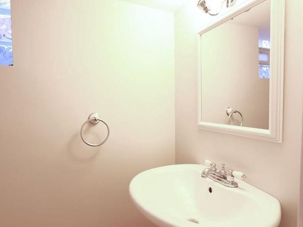 7509 Brous Avenue, Philadelphia PA 19152