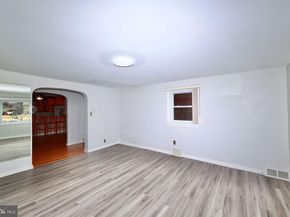 7509 Brous Avenue, Philadelphia PA 19152