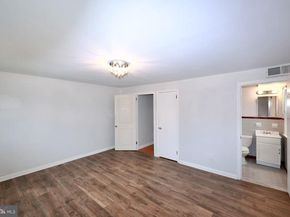 7509 Brous Avenue, Philadelphia PA 19152