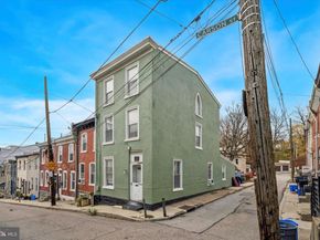 352 Carson Street, Philadelphia PA 19128