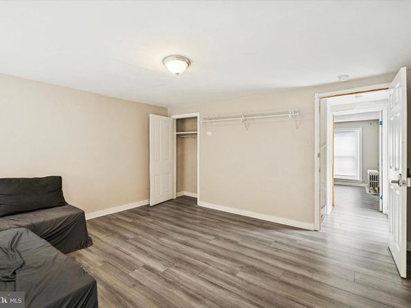 352 Carson Street, Philadelphia PA 19128