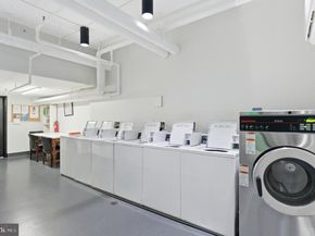 1301 S Arlington Ridge Road 610, Arlington VA 22202