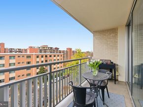 1301 S Arlington Ridge Road 610, Arlington VA 22202